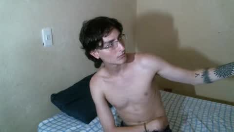 Snapshot of criss_420 chatting on 09/27/25, 07:19 criss_420 online show from 09/27/25, 07:19