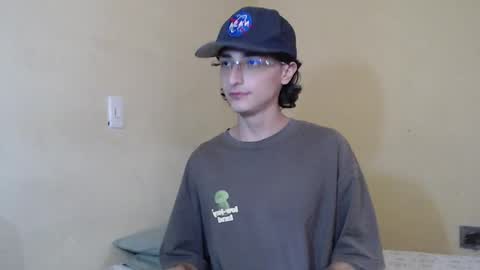 criss_420 online show from 10/09/25, 04:05