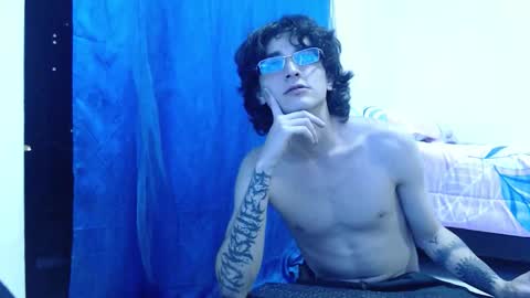 criss_420 online show from 11/23/25, 07:41