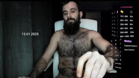 Snapshot of crissstud chatting on 01/14/25, 01:36 Criss online show from 01/14/25, 01:36