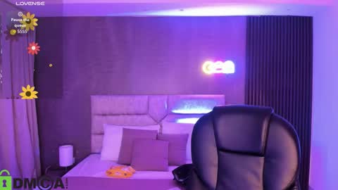 cristal__adams online show from 11/05/25, 12:05