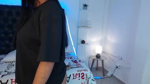 Snapshot of cristal_fox3 chatting on 01/24/25, 12:31 cristal online show from 01/24/25, 12:31