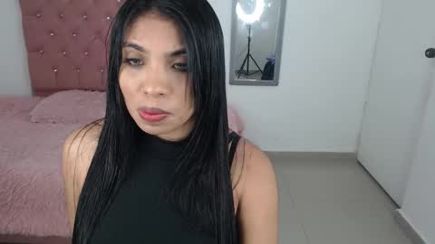 Snapshot of cristal_fox3 chatting on 01/29/25, 12:13 cristal online show from 01/29/25, 12:13
