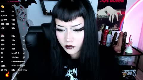 Snapshot of cristal_kosh chatting on 09/12/25, 02:39 Cris online show from 09/12/25, 02:39