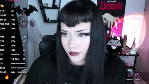 Snapshot of cristal_kosh chatting on 10/03/25, 01:19 Cris online show from 10/03/25, 01:19