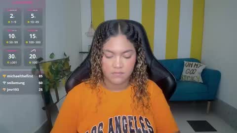 Snapshot of cristal_war chatting on 11/04/25, 11:26 Cristal online show from 11/04/25, 11:26