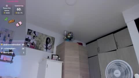 cristal online show from 11/08/25, 03:12