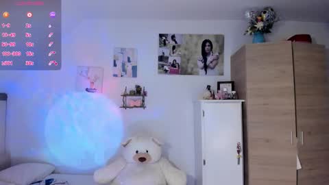 cristal online show from 11/18/25, 12:31