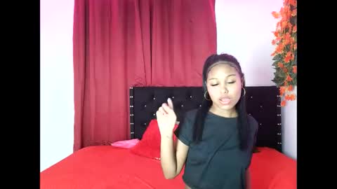 Snapshot of cristalsexi_69 chatting on 10/18/25, 03:53 cristalsexi_69 online show from 10/18/25, 03:53