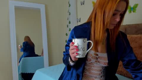 Snapshot of cristalwalker__ chatting on 01/09/25, 12:19 cristal walker online show from 01/09/25, 12:19