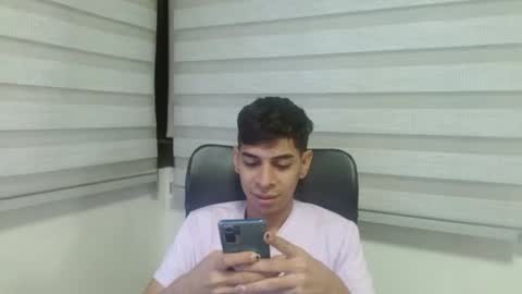 cristhian online show from 09/28/25, 04:40