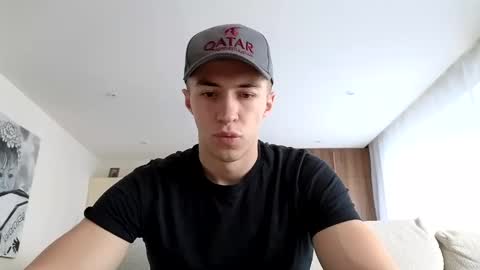 CristianoHailey online show from 02/11/25, 10:59