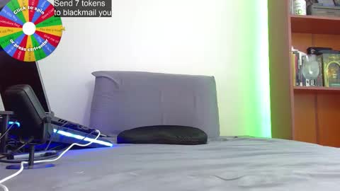 Tell me God  independent model show your respect at all times online show from 11/18/25, 06:56