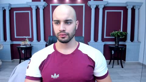 Cristobal Alzate online show from 12/26/24, 11:54