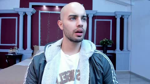 Cristobal Alzate online show from 01/18/25, 11:00