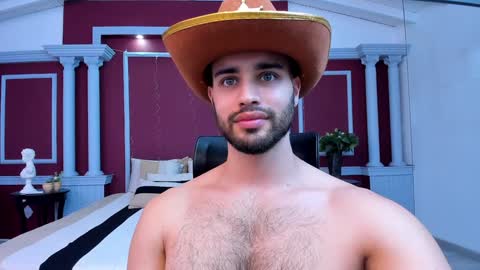 Cristobal Alzate online show from 02/02/25, 02:56