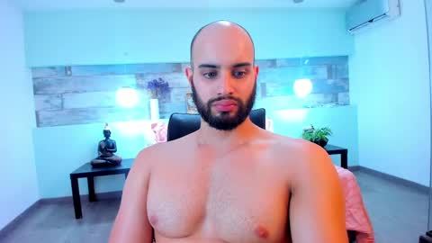 Cristobal Alzate online show from 02/21/25, 05:02