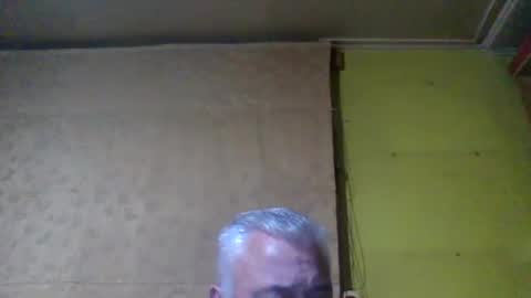 crmperez online show from 11/18/25, 01:11