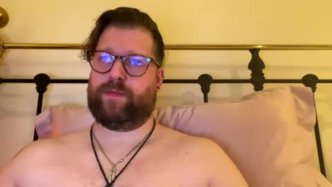 crouchendtiger online show from 11/05/25, 12:21