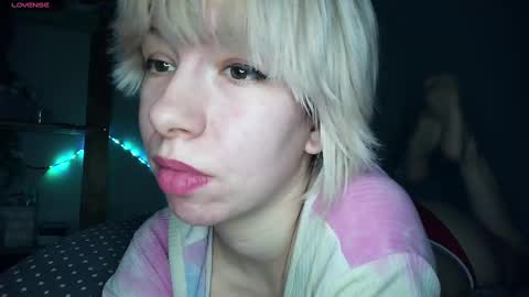 Snapshot of cruellagoth chatting on 12/10/24, 07:00 Cruella online show from 12/10/24, 07:00