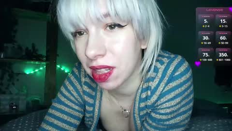 Snapshot of cruellagoth chatting on 02/15/25, 03:39 Cruella online show from 02/15/25, 03:39