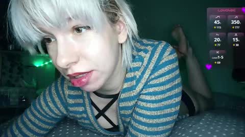 Snapshot of cruellagoth chatting on 02/17/25, 03:31 Cruella online show from 02/17/25, 03:31