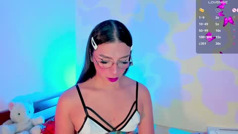 Snapshot of crystal_channel1 chatting on 01/03/25, 11:44 CRYSTAL online show from 01/03/25, 11:44