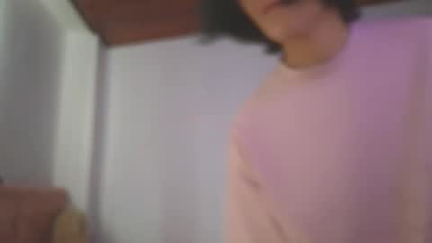 Snapshot of crystal_starx chatting on 10/06/25, 12:24 Crystal Blaze online show from 10/06/25, 12:24