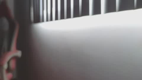 Snapshot of crystal_starx chatting on 10/28/25, 01:25 Crystal Blaze online show from 10/28/25, 01:25