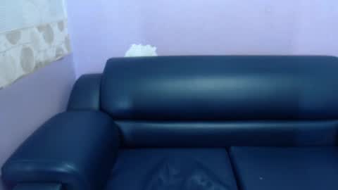 Snapshot of crystal_walls chatting on 03/08/25, 06:37 I AM CRYSTAL online show from 03/08/25, 06:37