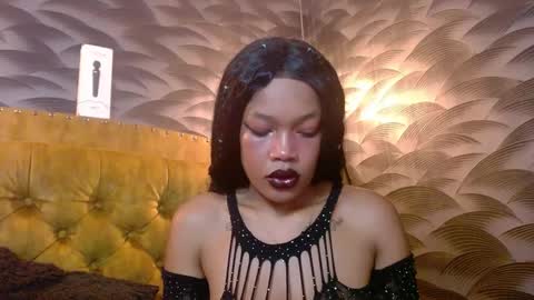 Crystal online show from 10/14/25, 08:53