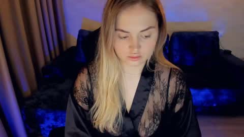 crystalemily online show from 01/08/25, 08:18