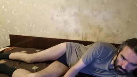 Snapshot of crystallax chatting on 11/29/25, 12:02 Crystallax online show from 11/29/25, 12:02