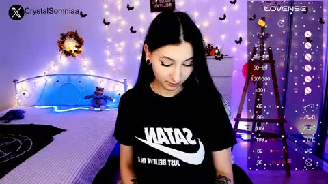 Sasha    Make me moan with patterns   good music here  online show from 12/08/24, 01:13