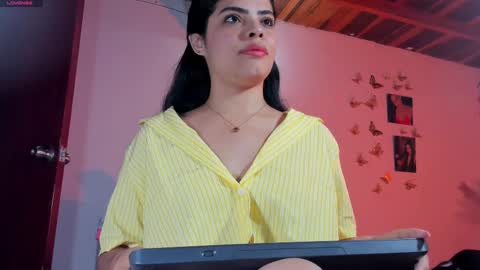 Snapshot of crystalvans chatting on 09/27/25, 09:20 Cristal online show from 09/27/25, 09:20