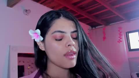 Cristal  online show from 10/15/25, 12:05