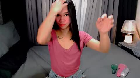 bea takashi  online show from 10/29/25, 09:44