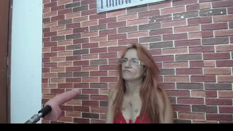 Snapshot of cucha_sexy_hard_69 chatting on 09/15/25, 01:44 cucha_sexy_hard_69 online show from 09/15/25, 01:44