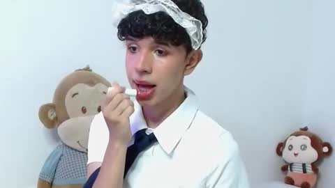 Cuddly online show from 10/19/25, 03:18