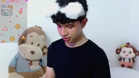 Cuddly online show from 10/30/25, 04:58