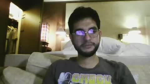 culturalclash1985 online show from 11/20/25, 09:09