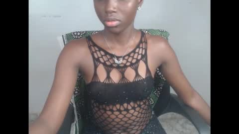 Snapshot of cum_ebony_xsecret chatting on 10/11/25, 08:02 sophie online show from 10/11/25, 08:02