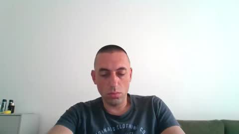 Snapshot of cum_shot8407 chatting on 09/18/25, 08:27 cum_shot8407 online show from 09/18/25, 08:27