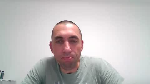 Snapshot of cum_shot8407 chatting on 10/18/25, 03:35 cum_shot8407 online show from 10/18/25, 03:35