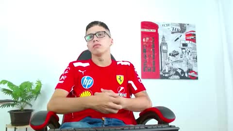 cumandres online show from 09/15/25, 01:44