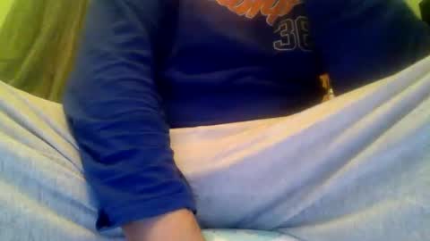 Snapshot of cumincumon3 chatting on 11/03/25, 10:32 cumincumon3 online show from 11/03/25, 10:32