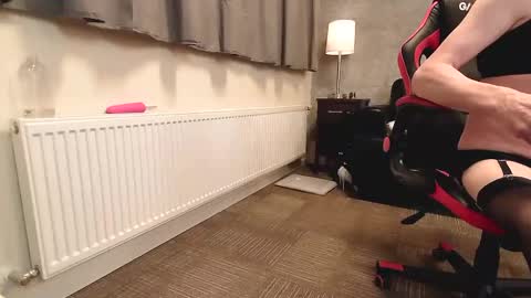 Snapshot of cummichael87 chatting on 02/23/25, 11:36 MichellCock online show from 02/23/25, 11:36