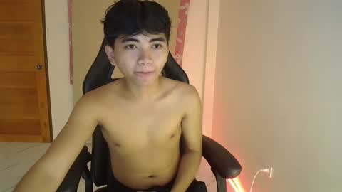 Snapshot of cummingyu chatting on 01/04/25, 08:49 cummingyu online show from 01/04/25, 08:49