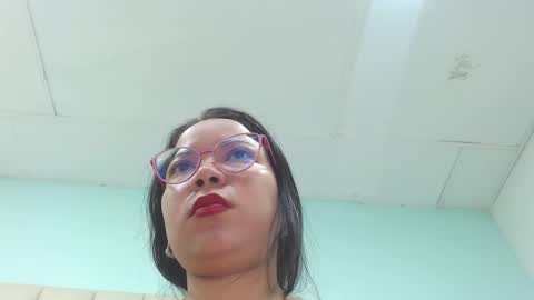 Snapshot of cumontitsxxx chatting on 01/19/25, 11:34 Cumontitsxxx online show from 01/19/25, 11:34