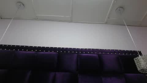 Snapshot of cumontitsxxx chatting on 10/19/25, 01:23 Cumontitsxxx online show from 10/19/25, 01:23